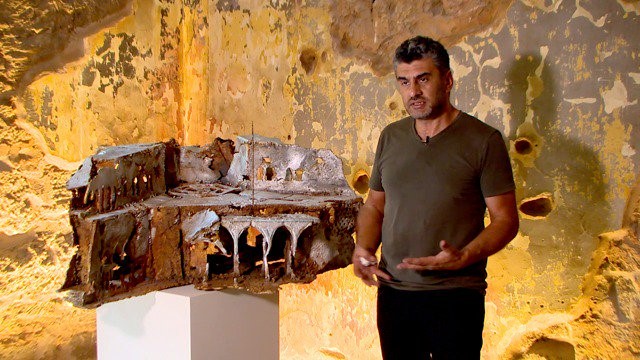 التعبيرية المعاصرة فلسفة التناقض بين البناء والهدم